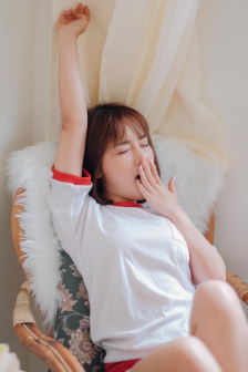 警花出更 叶柔